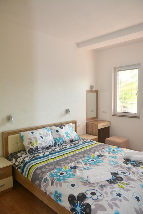 Comfort Apartment Ohrid Esterno foto