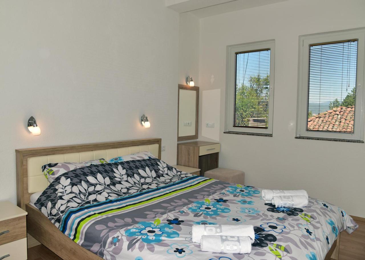 Comfort Apartment Ohrid Esterno foto